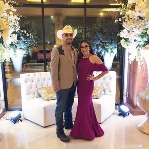 Meet your Posher, Roxanna